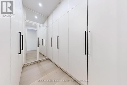 977 Gorton Avenue, Burlington, ON - Indoor Photo Showing Other Room