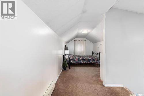 25 Alice Crescent, North Grove, SK - Indoor