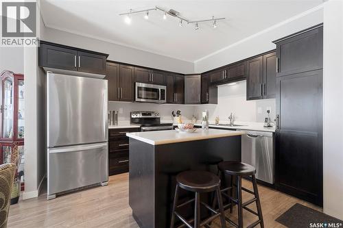 113 545 Hassard Close, Saskatoon, SK - Indoor Photo Showing Kitchen With Stainless Steel Kitchen With Upgraded Kitchen