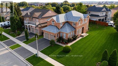 75 GLORIA CRESCENT  Whitby, ON L1P 1V3