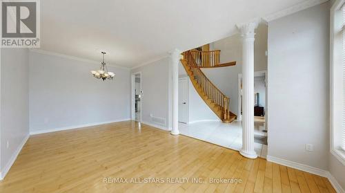 75 Gloria Crescent, Whitby, ON - Indoor Photo Showing Other Room