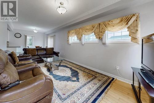 75 Gloria Crescent, Whitby, ON - Indoor Photo Showing Living Room