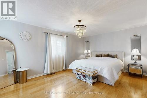 75 Gloria Crescent, Whitby, ON - Indoor Photo Showing Bedroom