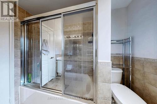 75 Gloria Crescent, Whitby, ON - Indoor Photo Showing Bathroom