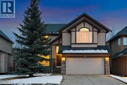 430 Discovery Ridge Boulevard SW  Calgary, AB T3H 5T7