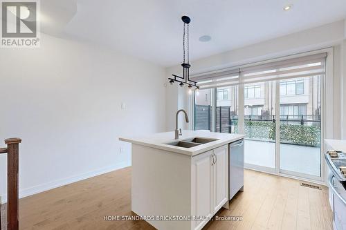 215 Salterton Circle, Vaughan, ON - Indoor Photo Showing Kitchen With Double Sink