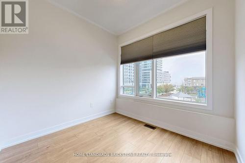 215 Salterton Circle, Vaughan, ON - Indoor Photo Showing Other Room