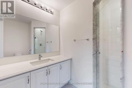 215 Salterton Circle, Vaughan, ON - Indoor Photo Showing Bathroom