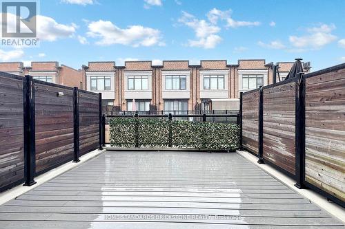 215 Salterton Circle, Vaughan, ON - Outdoor