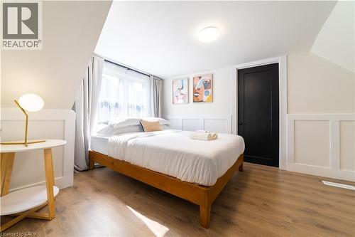 19 Century Street, Hamilton, ON - Indoor Photo Showing Bedroom