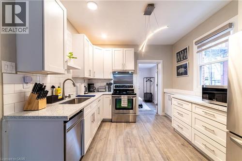 19 Century Street, Hamilton, ON - Indoor Photo Showing Kitchen