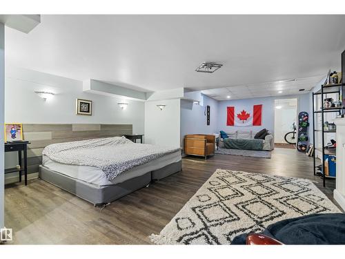 101 Westridge Rd Nw, Edmonton, AB - Indoor Photo Showing Bedroom