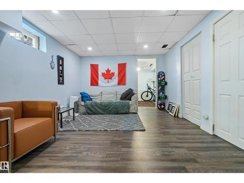 101 Westridge Rd Nw, Edmonton, AB - Indoor