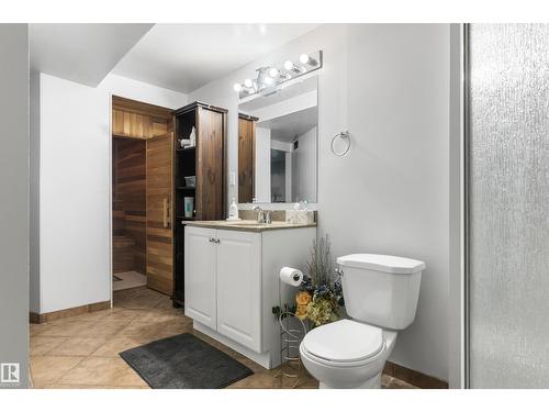 101 Westridge Rd Nw, Edmonton, AB - Indoor Photo Showing Bathroom