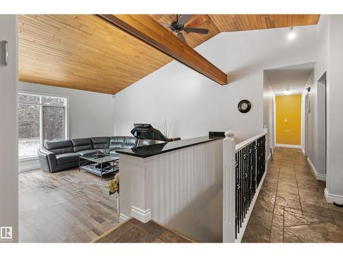 101 Westridge Rd Nw, Edmonton, AB - Indoor Photo Showing Other Room