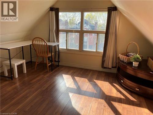 126 Gibson Avenue, Hamilton, ON - Indoor Photo Showing Other Room