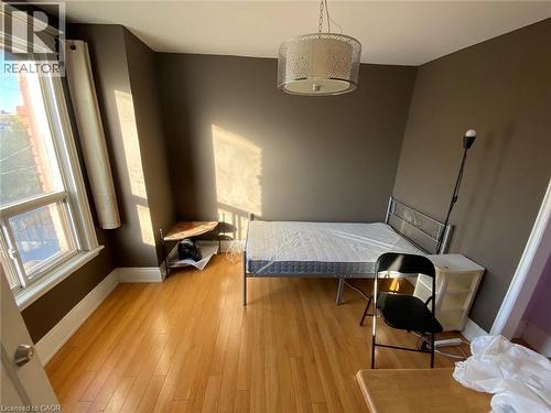 126 Gibson Avenue, Hamilton, ON - Indoor Photo Showing Bedroom