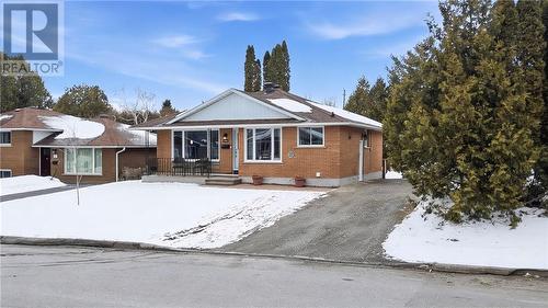 1004 Buckingham Drive  Sudbury, ON P3A 1G1