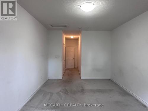 231 Ridley Crescent, Southgate, ON - Indoor Photo Showing Other Room