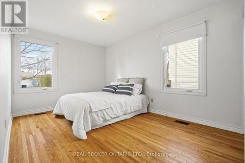 1294 Fernwood Drive, Ottawa, ON - Indoor Photo Showing Bedroom