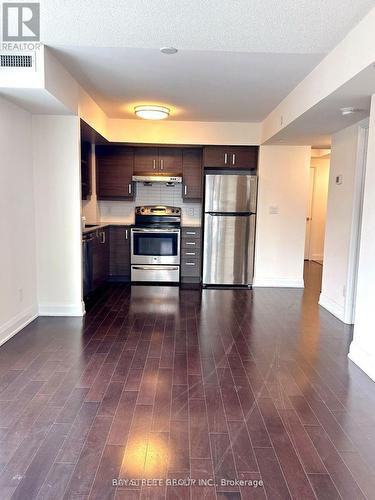 509 - 8200 Birchmount Road E, Markham, ON - Indoor Photo Showing Kitchen
