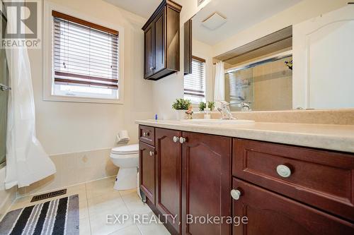 20 Everett Street, Markham, ON - Indoor Photo Showing Bathroom