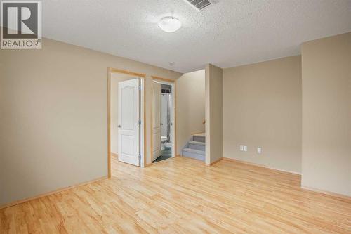 1 Ivey Close, Red Deer, AB - Indoor Photo Showing Other Room