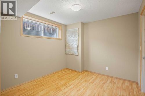 1 Ivey Close, Red Deer, AB - Indoor Photo Showing Other Room