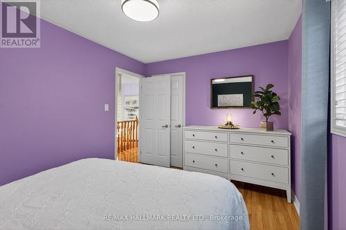 5733 Tayside Crescent, Mississauga, ON - Indoor Photo Showing Bedroom