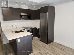 405 - 42 CHARLES STREET E Toronto, ON M4Y 1T1