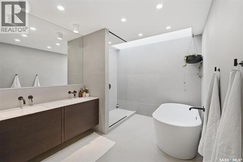 3610 Balfour Court, Saskatoon, SK - Indoor Photo Showing Bathroom