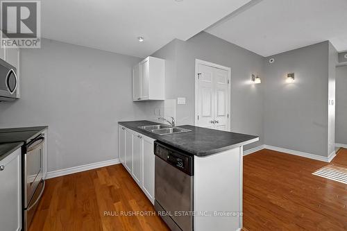 Kitchen - G - 1119 Stittsville Main Street, Ottawa, ON - Indoor Photo Showing Kitchen With Double Sink
