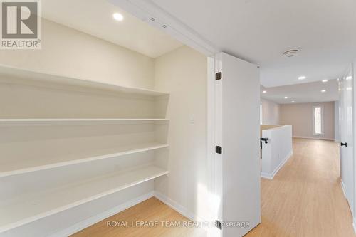 90 Elm Street, Ottawa, ON - Indoor