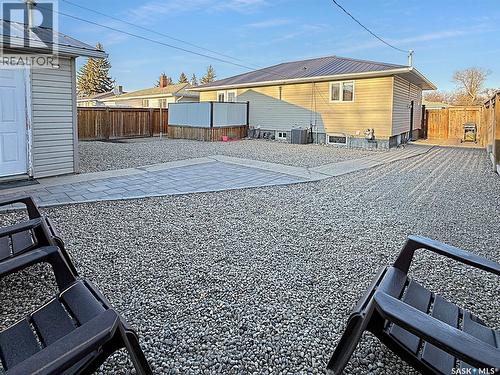 152 4Th Avenue Se, Swift Current, SK - Outdoor With Deck Patio Veranda