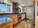 152 4Th Avenue Se, Swift Current, SK  - Indoor Photo Showing Kitchen 
