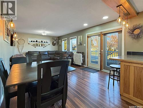 152 4Th Avenue Se, Swift Current, SK - Indoor Photo Showing Dining Room
