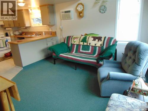 1558 Eagle, Prince Albert National Park, SK - Indoor
