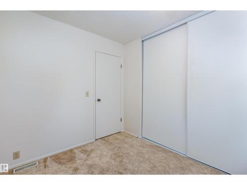 108 Forest Gv, St. Albert, AB - Indoor Photo Showing Other Room