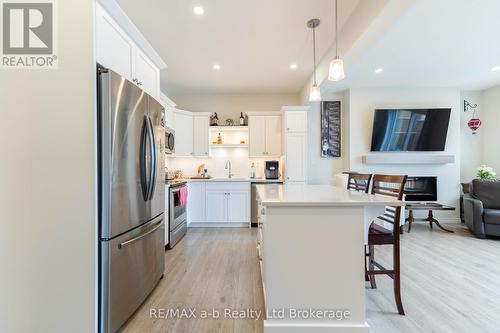 Large Kitchen - 19 Huntley Avenue, Tillsonburg, ON - Indoor Photo Showing Kitchen