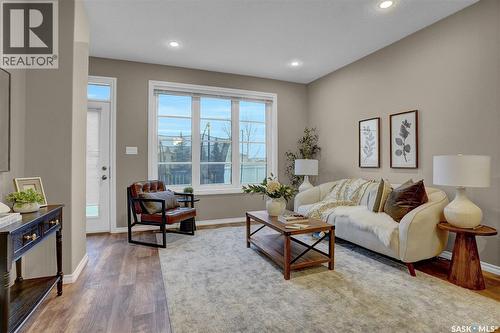 124 3229 Elgaard Drive, Regina, SK - Indoor Photo Showing Living Room