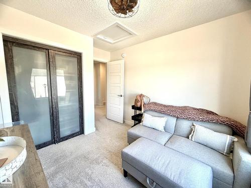 #2 1010 Rabbit Hill Rd Sw, Edmonton, AB - Indoor