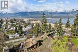 1321 10 Avenue NE Salmon Arm, BC V1E 2V6
