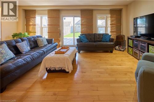 Living room with light wood-type flooring - 126 Snowdrop Crescent, Kitchener, ON - Indoor Photo Showing Living Room