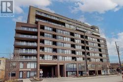 TH1 - 11 SUPERIOR AVENUE Toronto, ON M8V 0A7