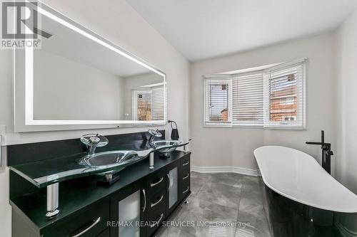 4 Burt Drive, Brampton, ON - Indoor Photo Showing Bathroom