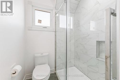 4 Burt Drive, Brampton, ON - Indoor Photo Showing Bathroom