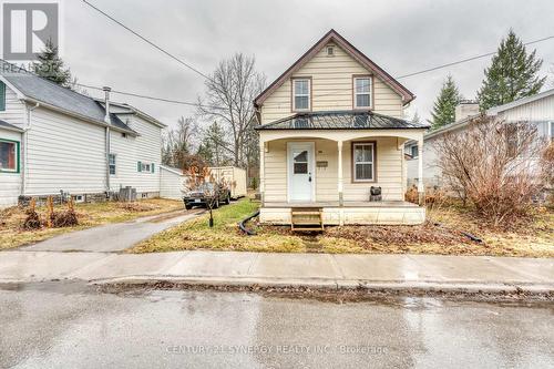 108 Beckwith Street E, Perth, ON - Outdoor With Deck Patio Veranda
