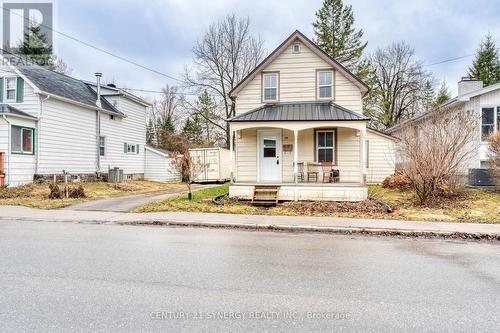 108 Beckwith Street E, Perth, ON - Outdoor With Deck Patio Veranda