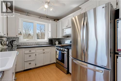 179 Royal Oak Road, Cambridge, ON - Indoor Photo Showing Kitchen