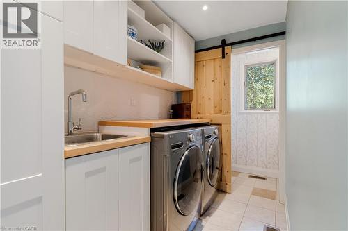179 Royal Oak Road, Cambridge, ON - Indoor Photo Showing Laundry Room